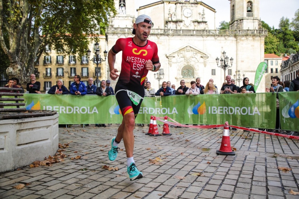 Imanol Ayestarán campeón de Europa en Triatlón